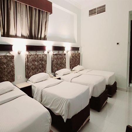 Signature Inn Hotel Deira Дубай Номер фото