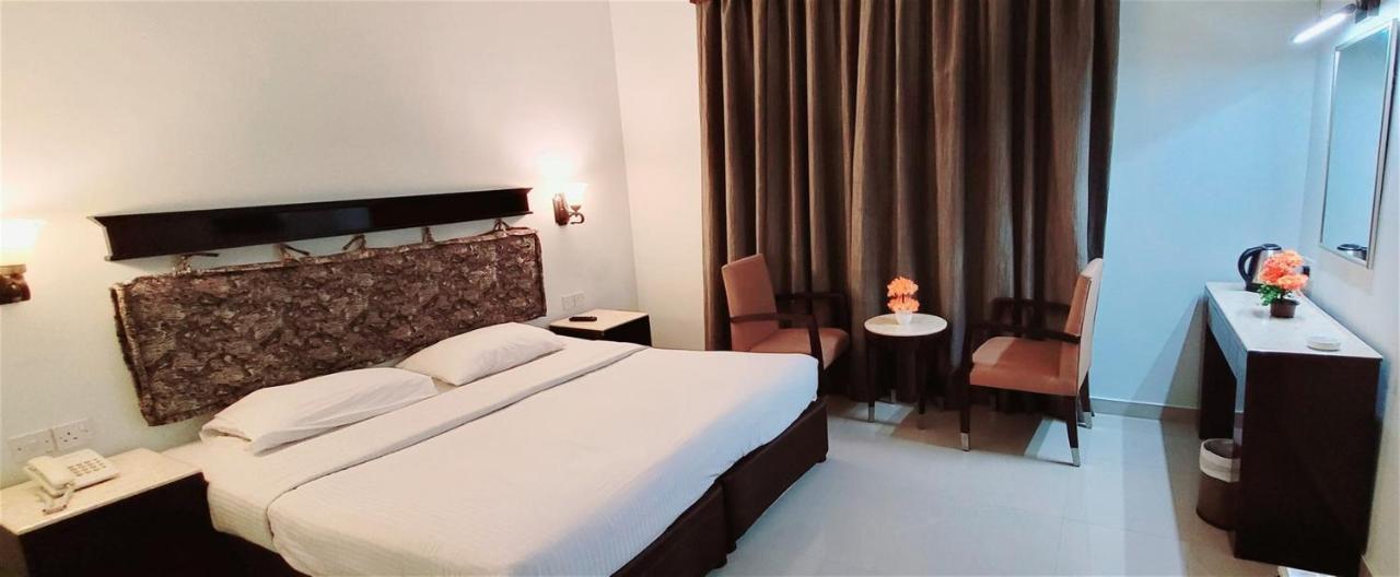 Signature Inn Hotel Deira Дубай Екстер'єр фото