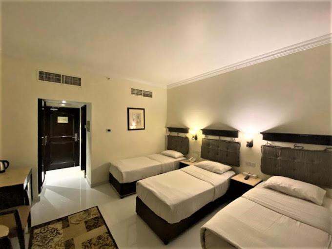 Signature Inn Hotel Deira Дубай Екстер'єр фото